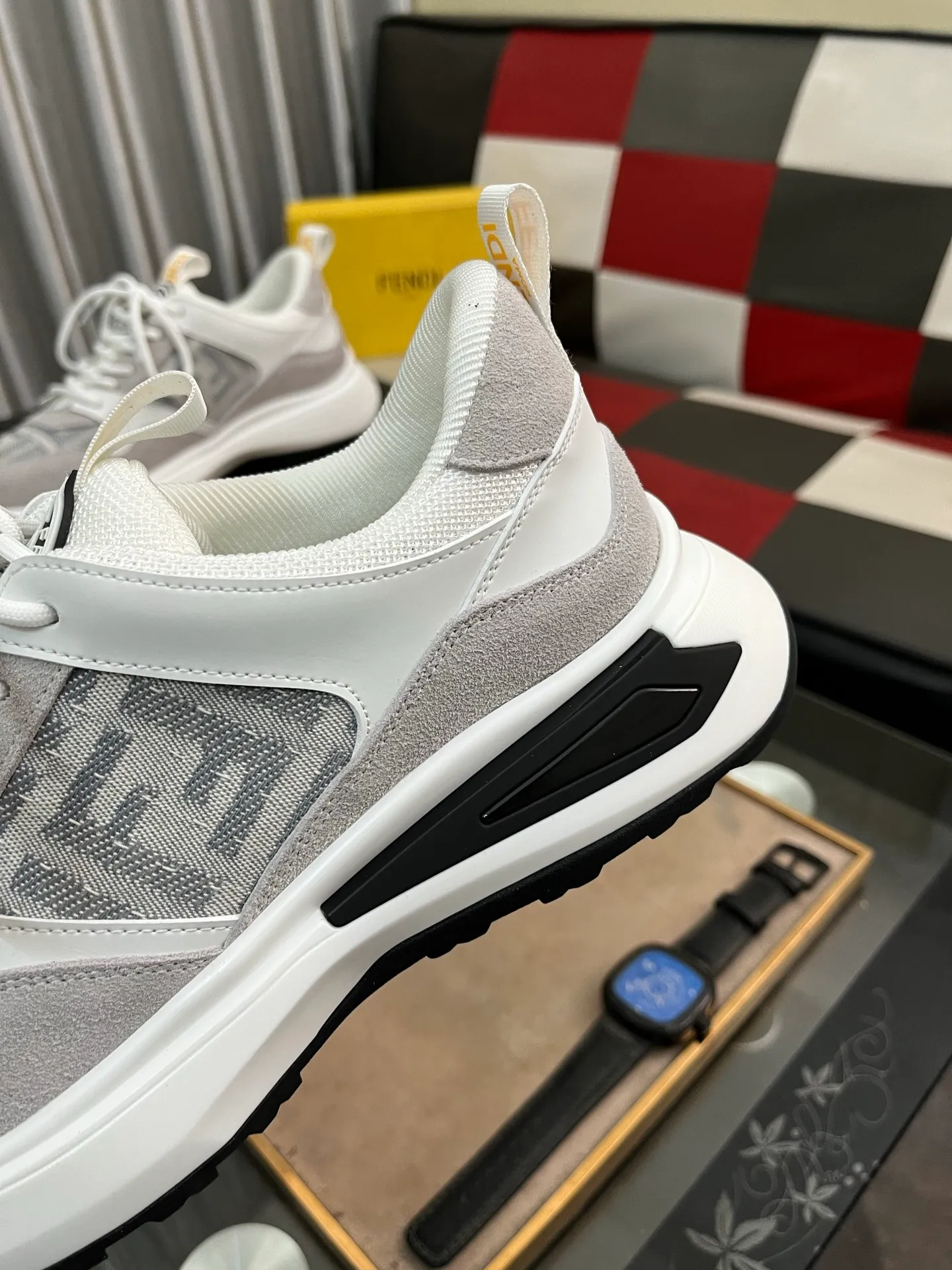 Men's shoes 💰458⌚️⌚️FENDI "FENDI" Regular size: 38-44 (casual shoes) Product materials: Selected cowhide upper, soft sheepskin lining; original outsole. 6️⃣colors available